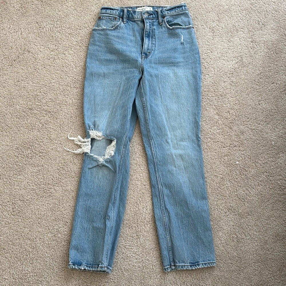 Abercrombie Curnve Love High Rise 90s Straight Jean